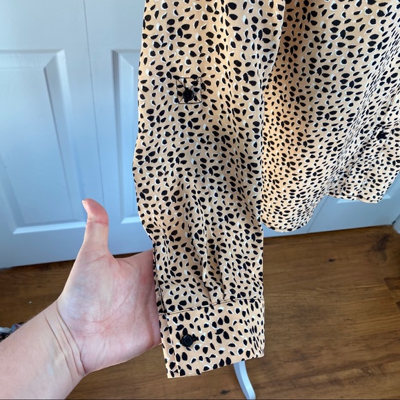 🔥SOLD🔥 The Limited Leopard Print Button Down Shirt Small - Picture 7 of 16